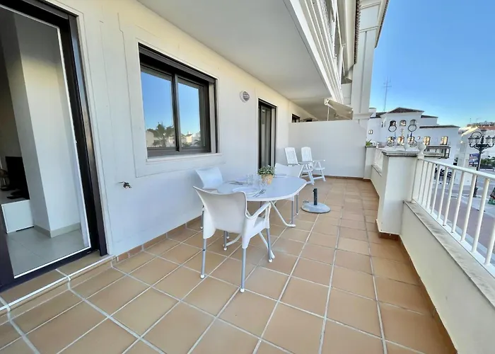 Plaza Espana * نيرخا