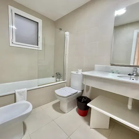 Apartment Plaza Espana - 3 Bedroom - Lual *