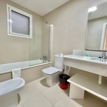 Апартаменты Plaza Espana - 3 Bedroom - Lual *