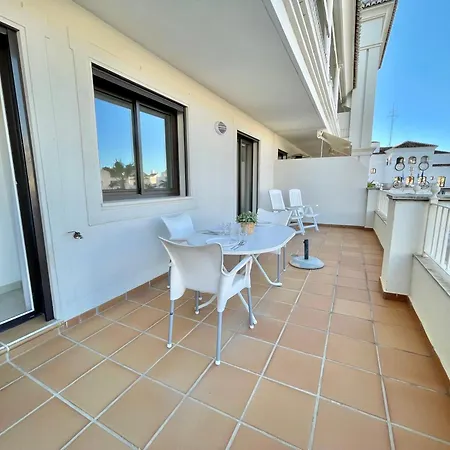 Plaza Espana - 3 Bedroom - Lual * Нерха