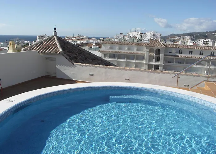 Plaza Espana ネルハ