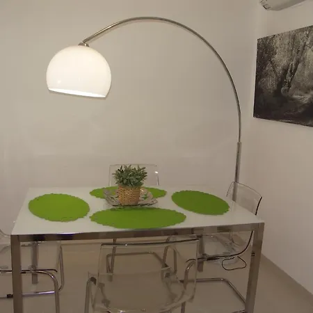 Plaza Espana Apartment *